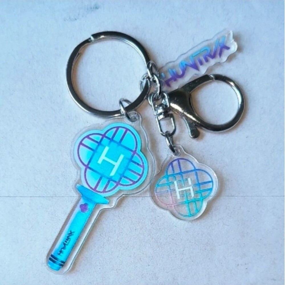 Huntrix kpop demon hunters keychain keyring accessories